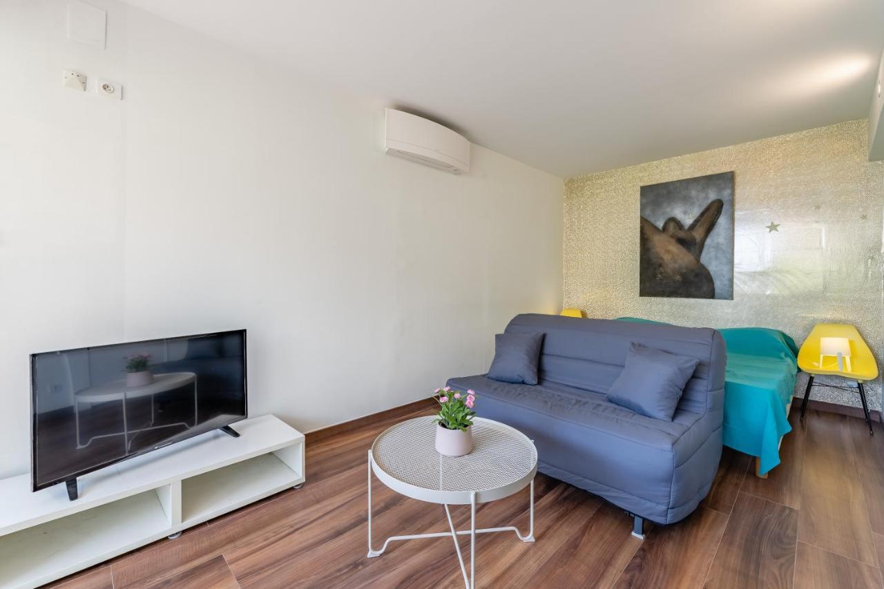 Rose D'Eden Par Dodo-A-Cassis Appartement Buitenkant foto
